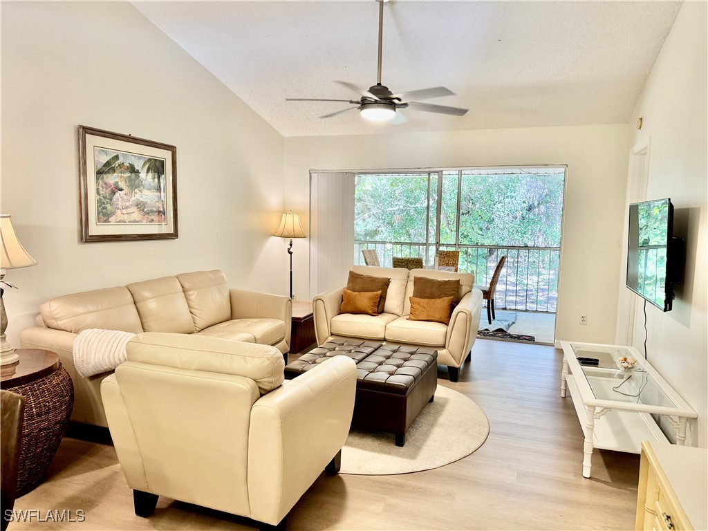 645 Squire Ct 202 Property Photo 21