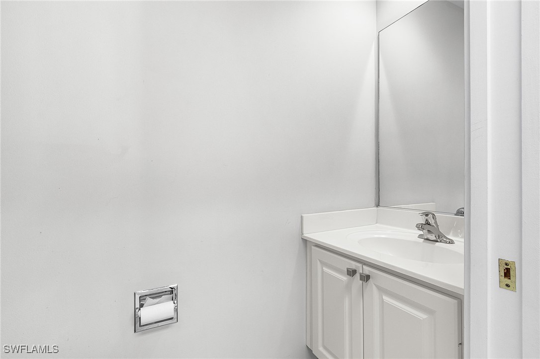 5733 Cove Cir Property Photo 8