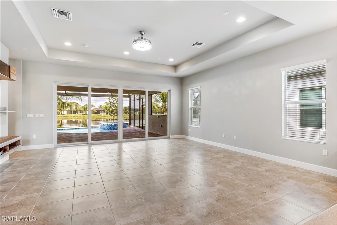 11847 Hydrangea Pl Property Photo 8