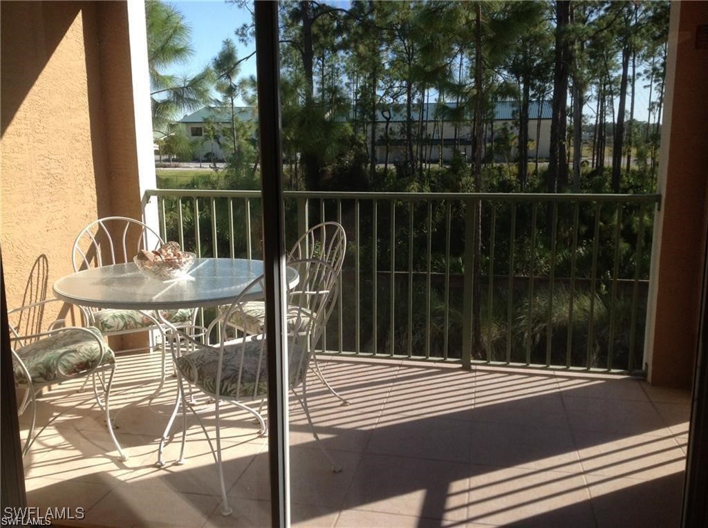 1160 Wildwood Lakes Blvd 9-206 Property Photo 10