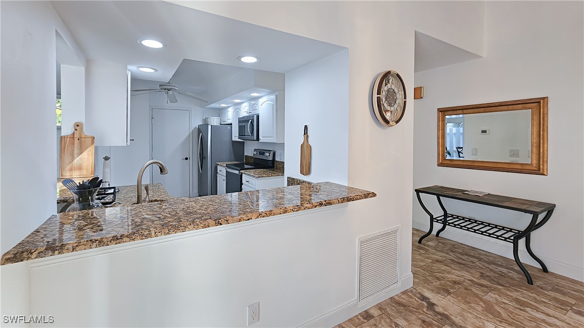 14805 Crooked Pond Ct Property Photo 17
