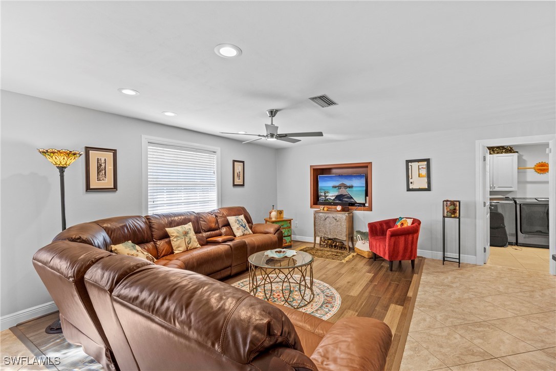 2569 Outrigger Ln Property Photo 10