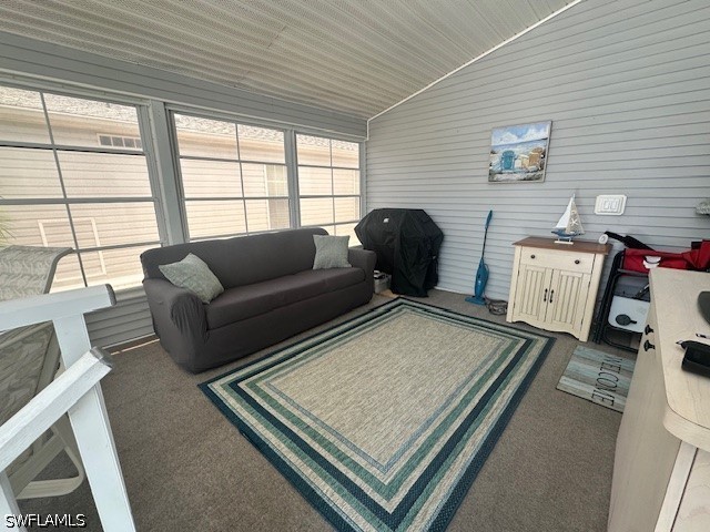 1453 Diamond Lake Cir Property Photo 2
