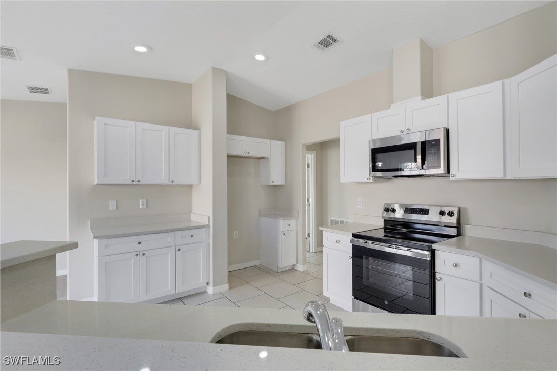 514 Moon St Property Photo 11