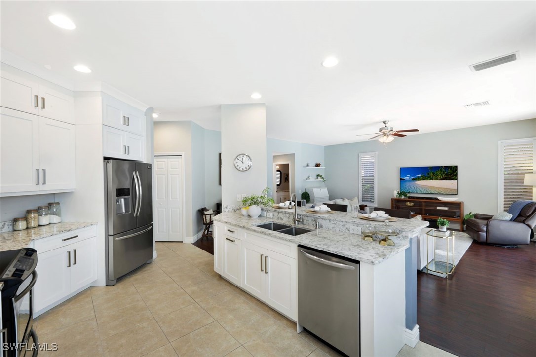9261 Estero River Cir Property Photo 14