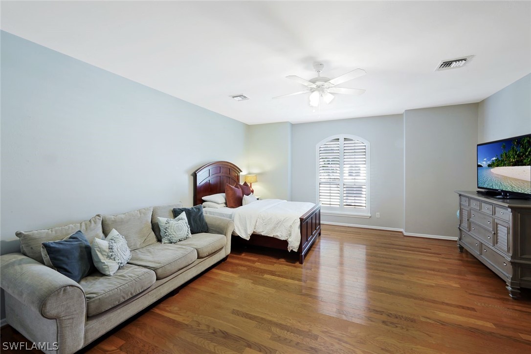 9261 Estero River Cir Property Photo 30