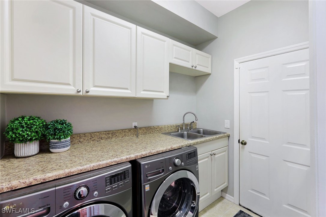 9261 Estero River Cir Property Photo 34