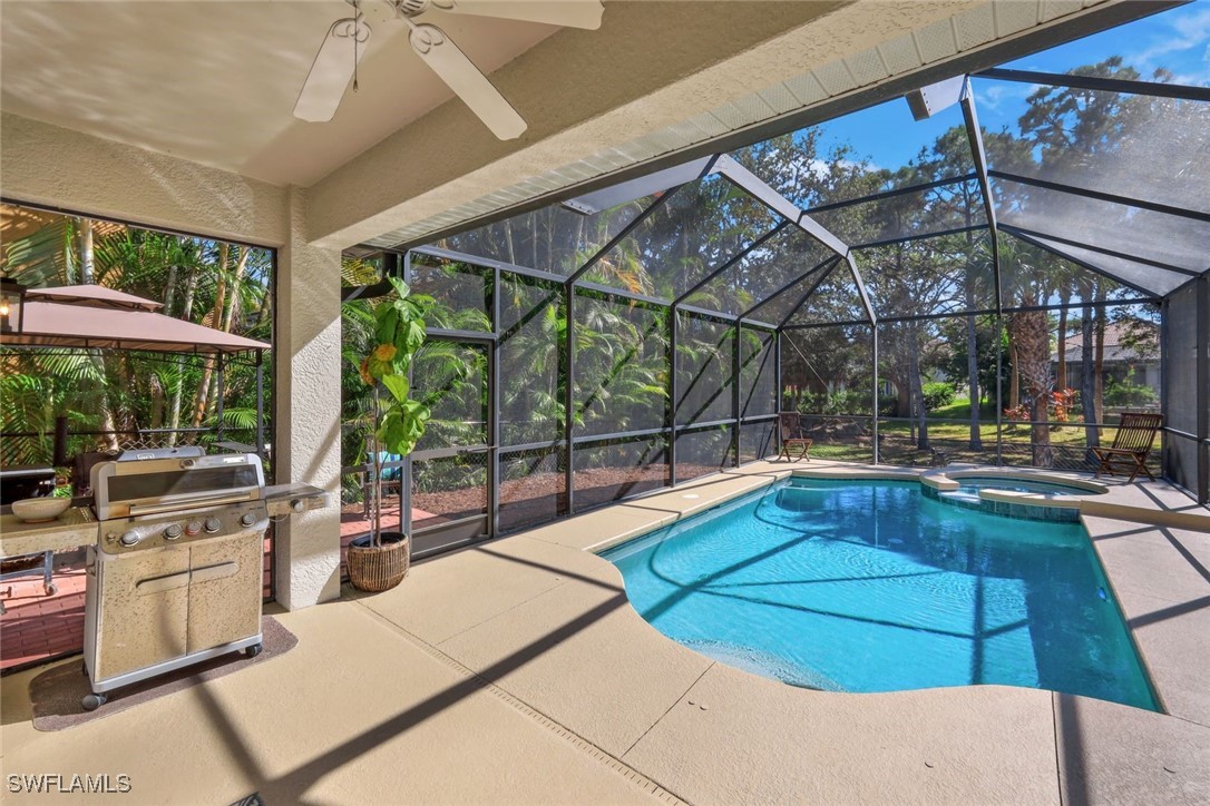 9261 Estero River Cir Property Photo 38