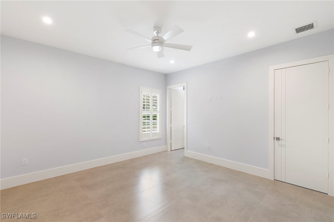 1086 Michigan Ave Property Photo 26