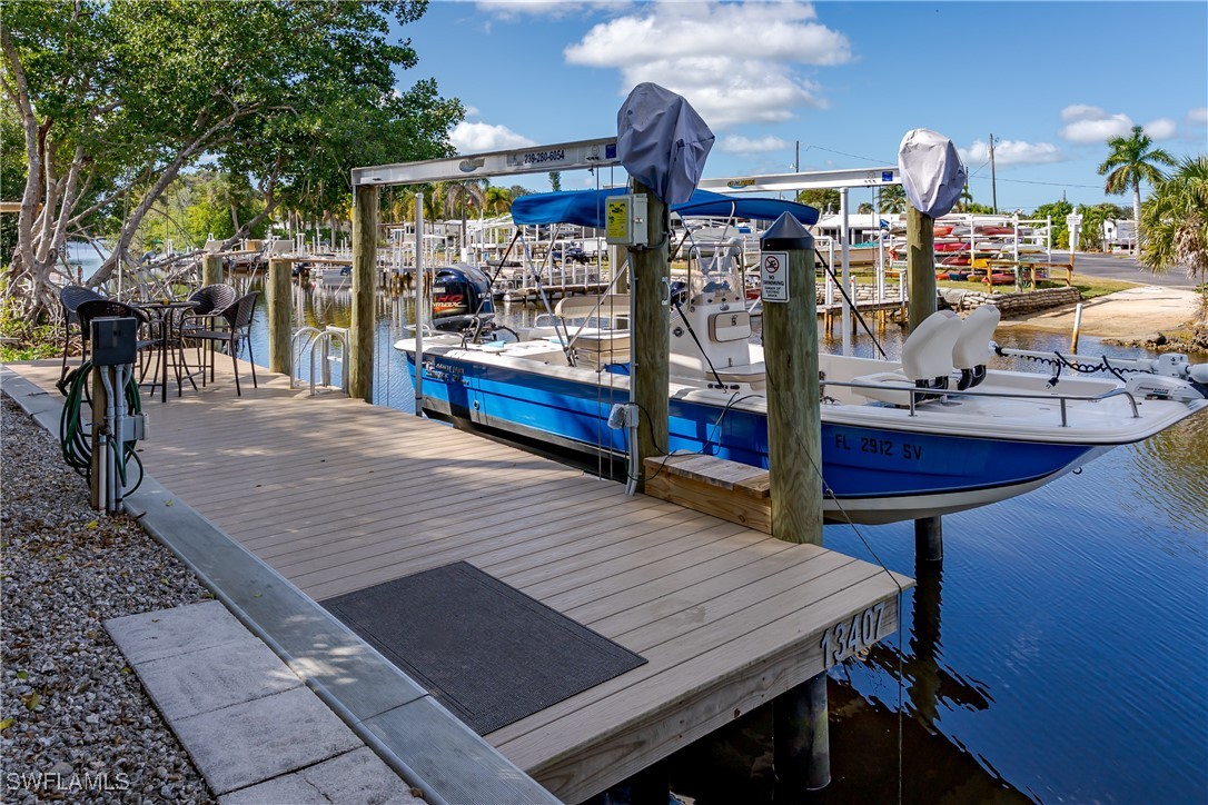 13407 Snook Cir Property Photo 6
