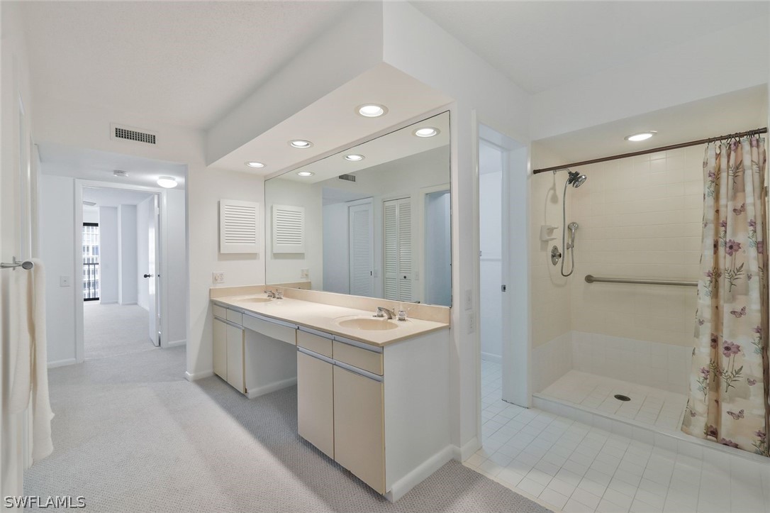 4401 Gulf Shore Blvd N 1104 Property Photo 16