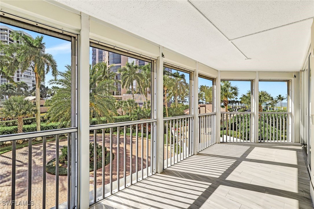 4401 Gulf Shore Blvd N C205 Property Photo 23