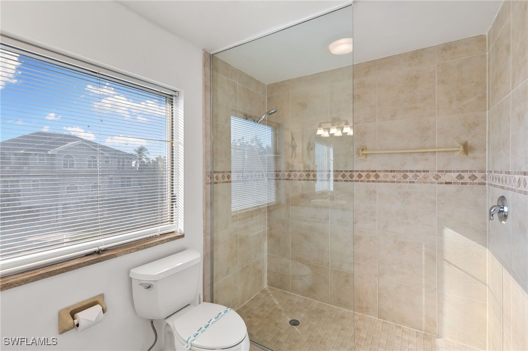 821 Palm St Property Photo 35