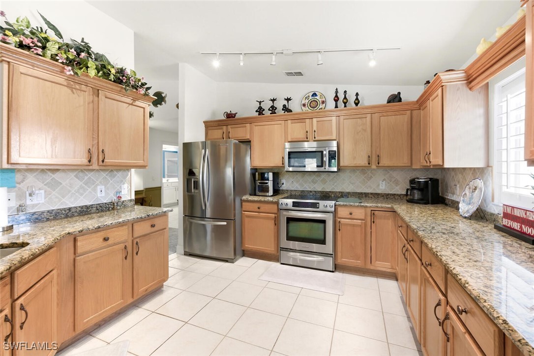 8401 Southbridge Dr 2 Property Photo 17