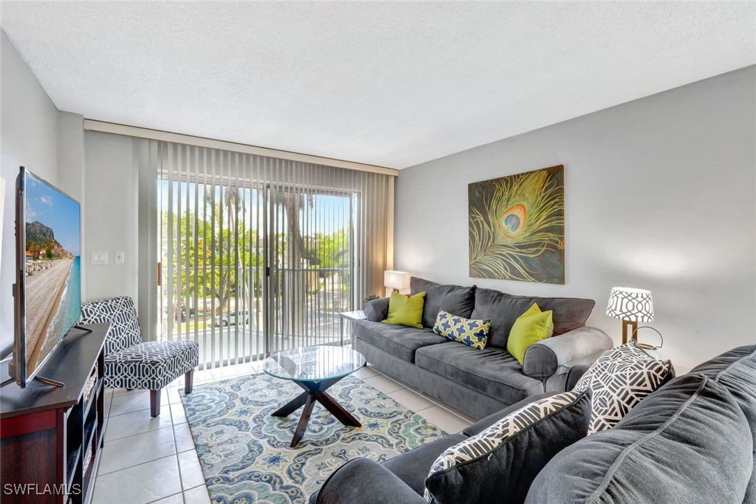 1300 Gulf Shore BLVD N 407 Property Photo 1