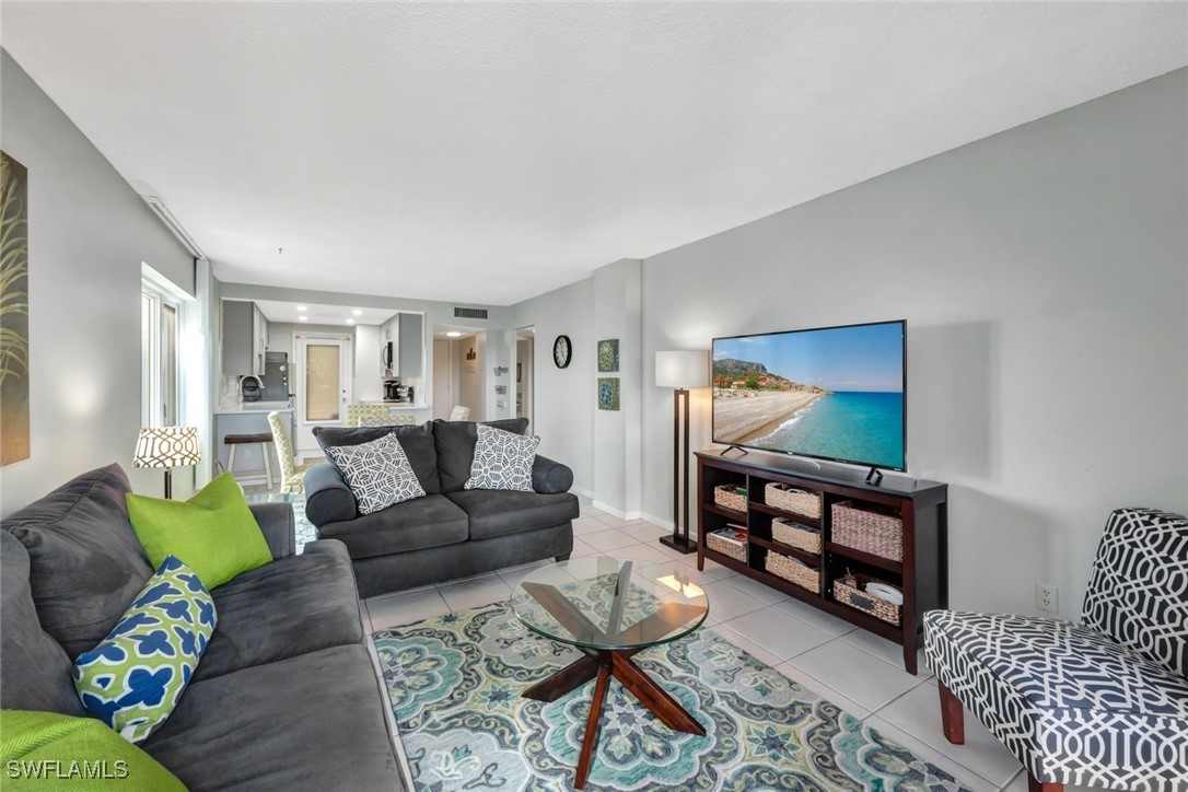 1300 Gulf Shore Blvd N 407 Property Photo 5