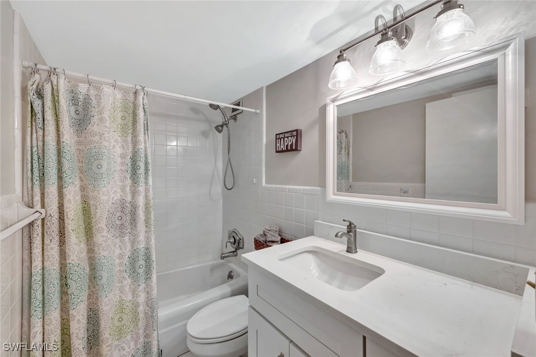 1300 Gulf Shore Blvd N 407 Property Photo 13