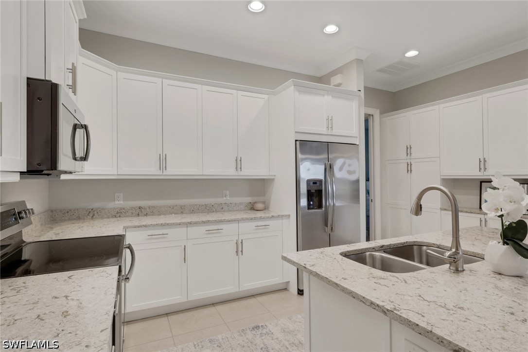 6809 Bequia Way Property Photo 8