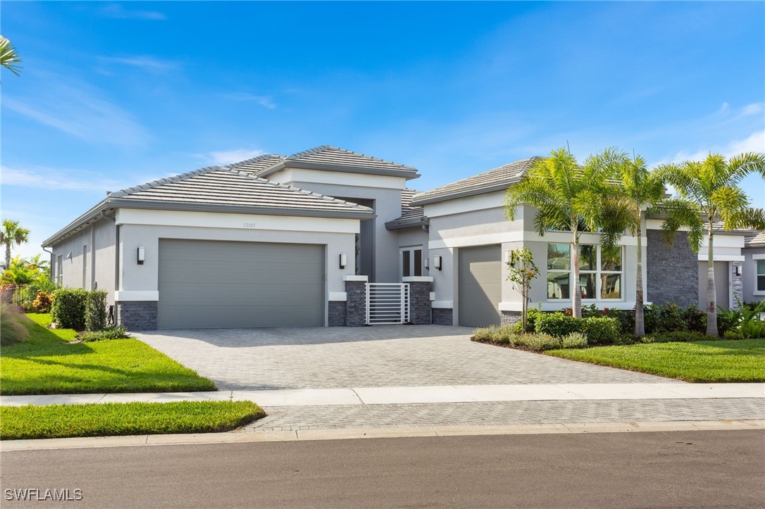 12165 Eucalyptus Way Property Photo 2