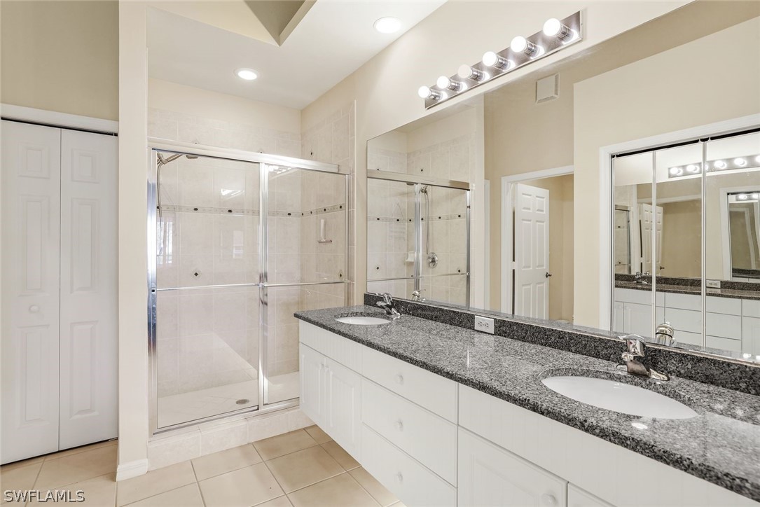 2373 Hidden Lake Ct 8110 Property Photo 15