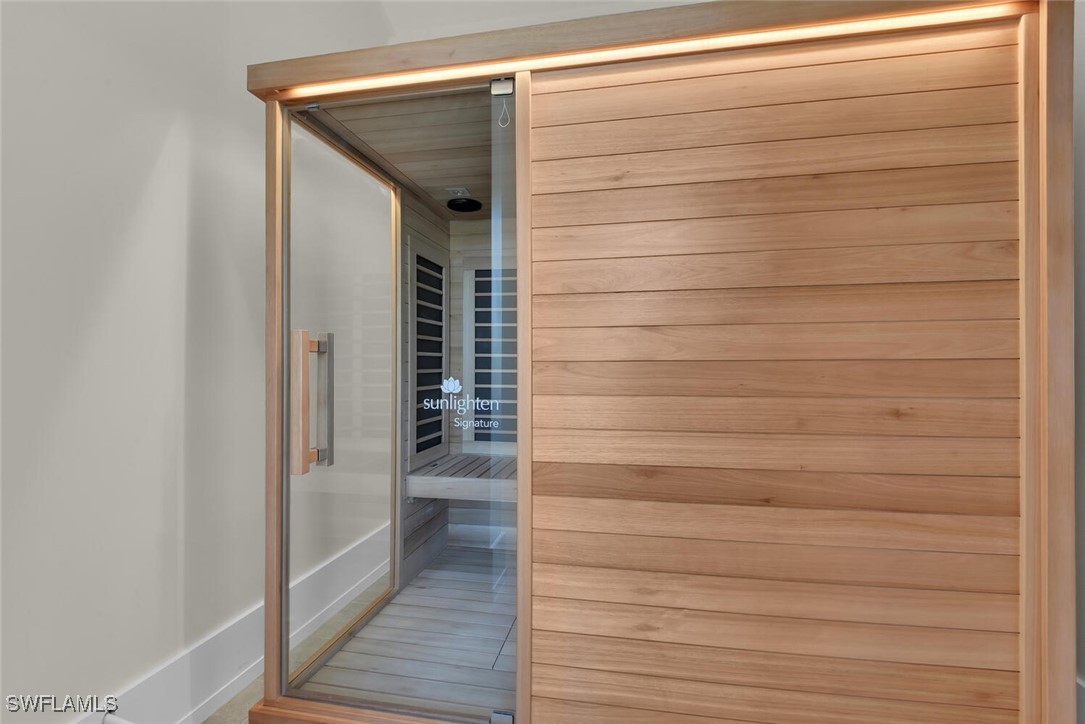 201 8th St S 209 Property Photo 34