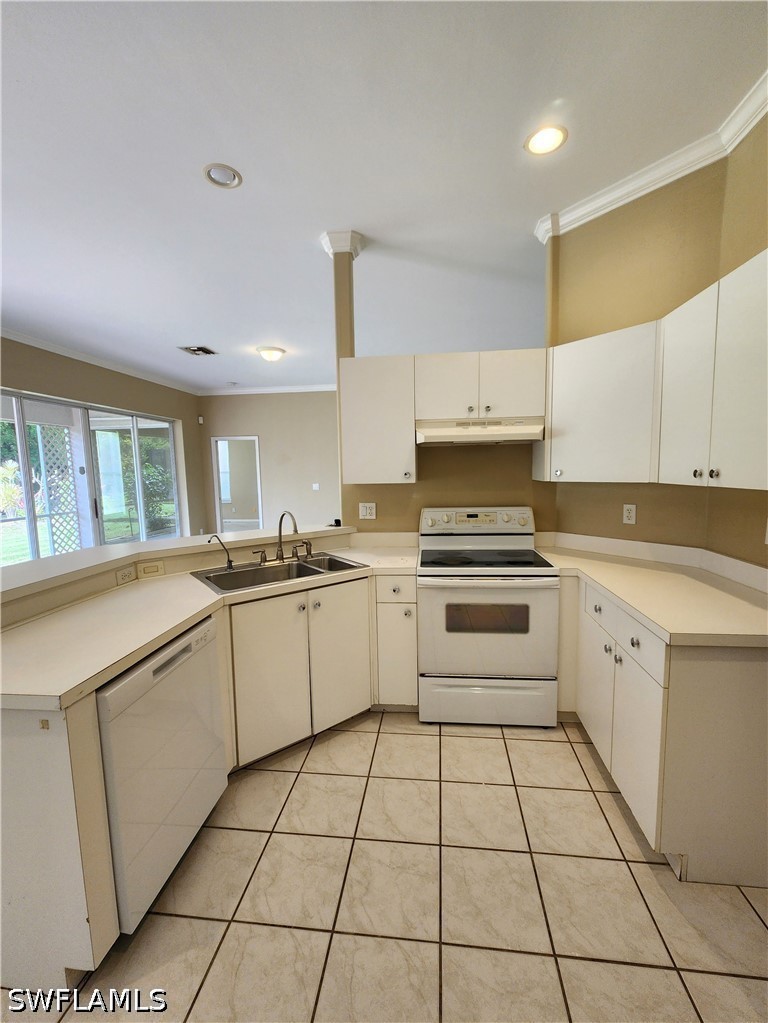 11082 Lakeland Cir Property Photo 9