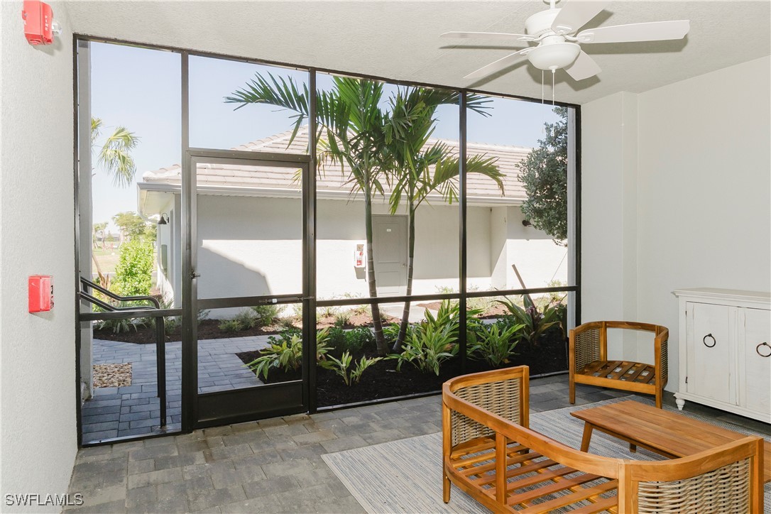 5467 Double Eagle Cir 3216 Property Photo 2