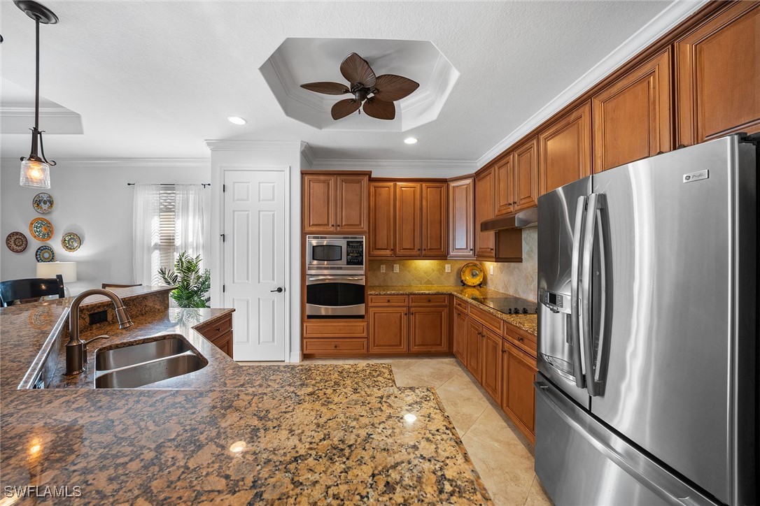 12504 Fenhurst Way Property Photo 9