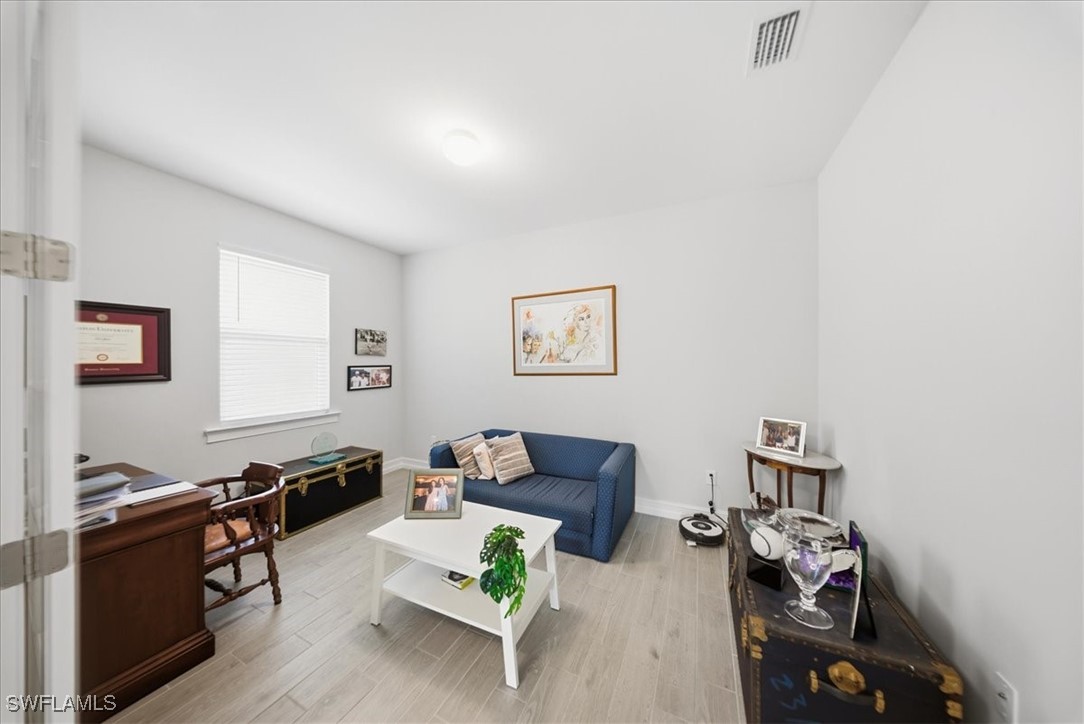 1074 Enbrook Loop Property Photo 7