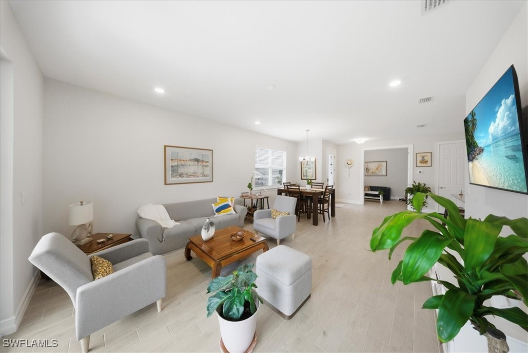 1074 Enbrook Loop Property Photo 14