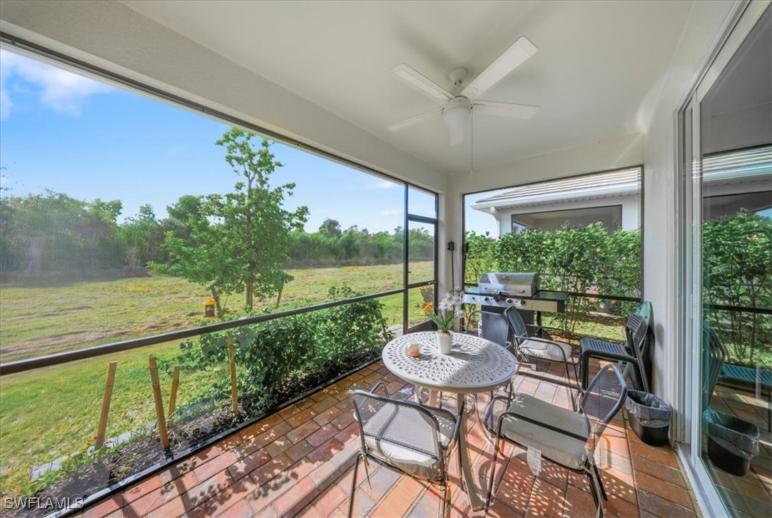 1074 Enbrook Loop Property Photo 16