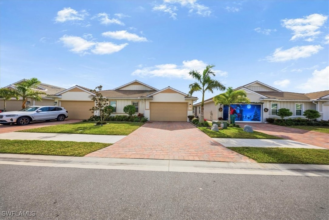1074 Enbrook Loop Property Photo 24