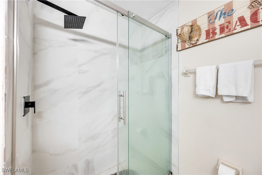 6625 Huntington Lakes Cir 203 Property Photo 18