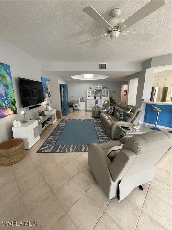 24361 Sandpiper Isle Way 401 Property Photo 5