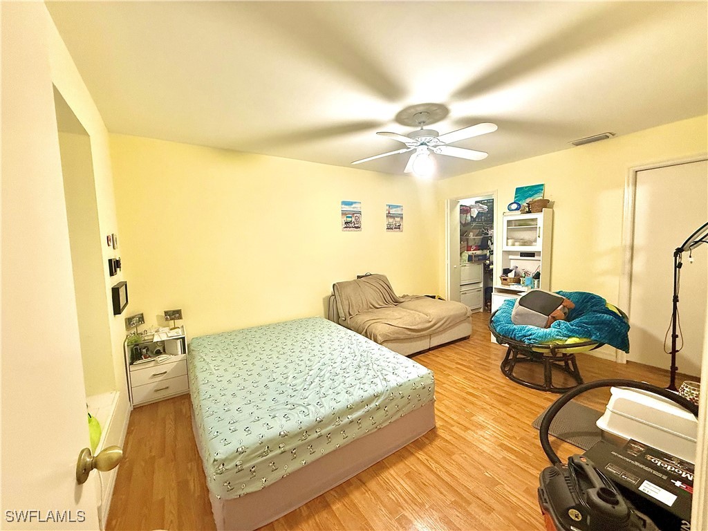 28062 Oak Ln Property Photo 9