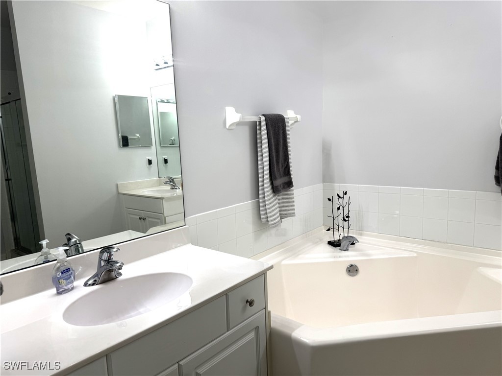 3445 Grand Cypress Dr 202 Property Photo 11