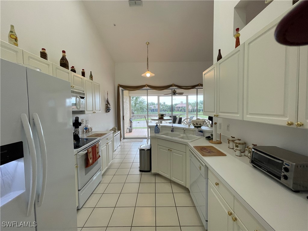 25232 Pelican Creek Cir 202 Property Photo 6
