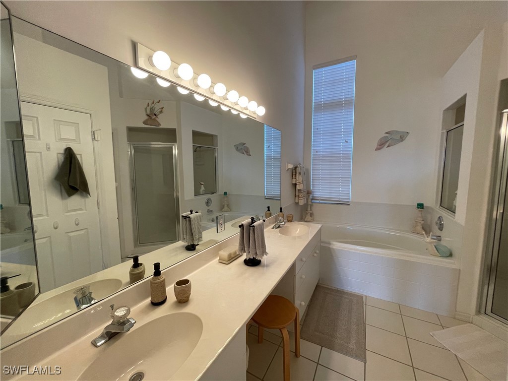 25232 Pelican Creek Cir 202 Property Photo 16