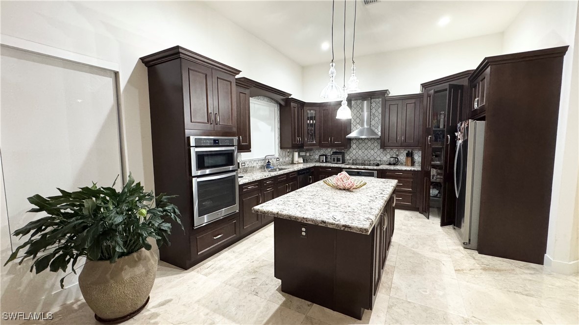 5340 Allen Pl Property Photo 3