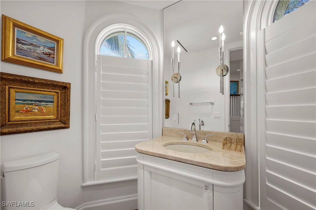 8057 Via Vecchia Property Photo 32