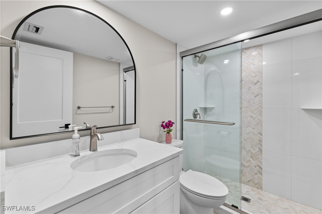 6672 Estero Blvd A108 Property Photo 19