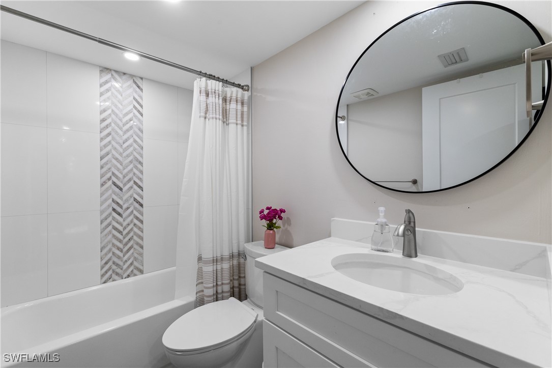 6672 Estero Blvd A108 Property Photo 21