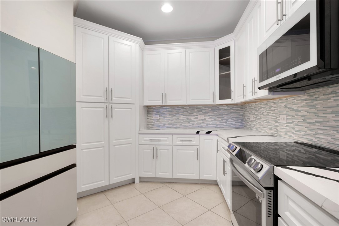 2082 E Tobago Cir Property Photo 12