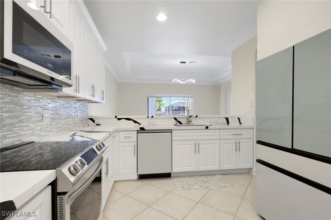 2082 E Tobago Cir Property Photo 13
