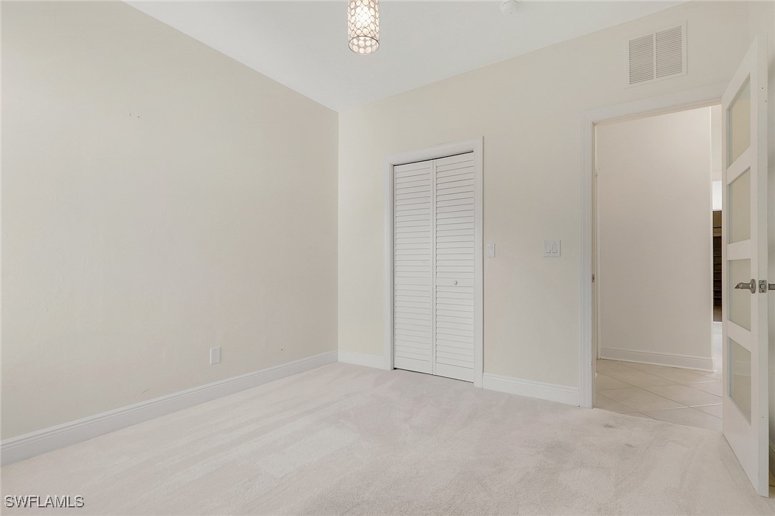 2082 E Tobago Cir Property Photo 25