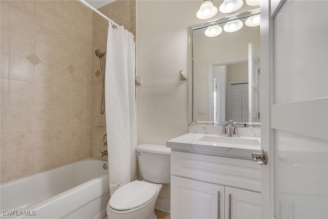 2082 E Tobago Cir Property Photo 26