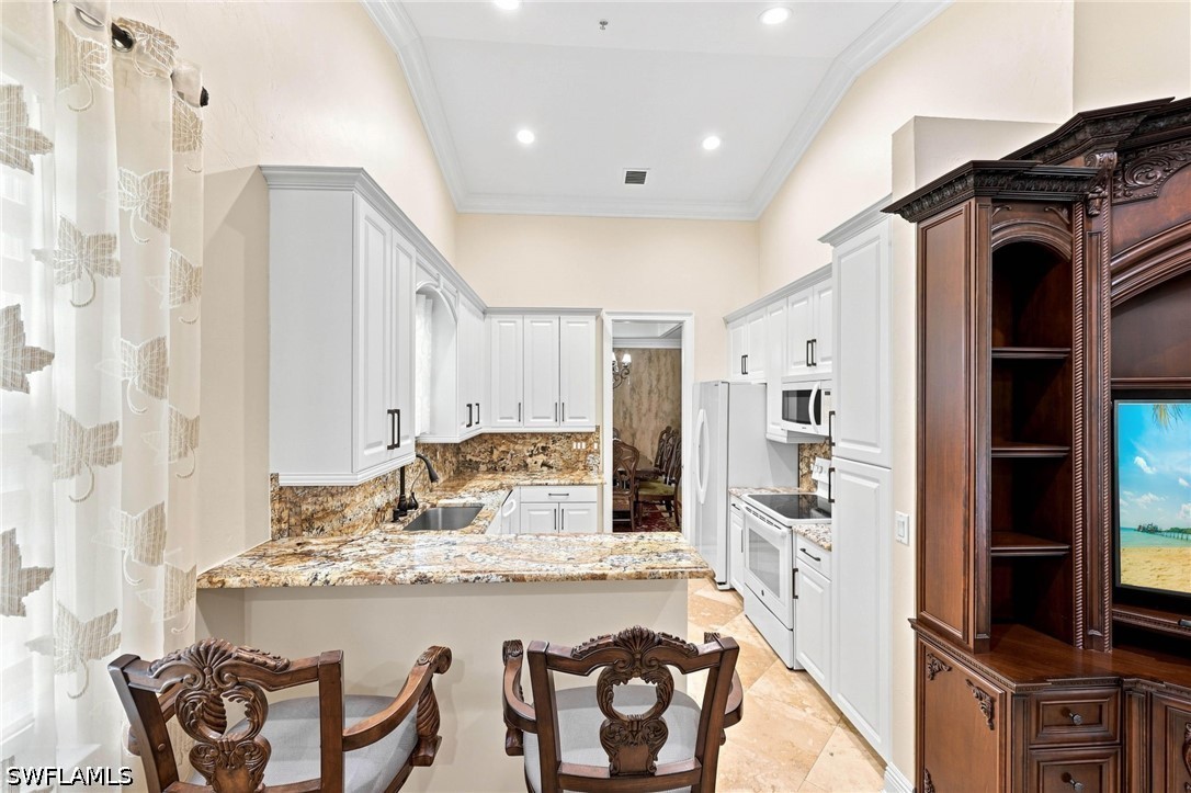 1345 Mariposa Cir 5204 Property Photo 14