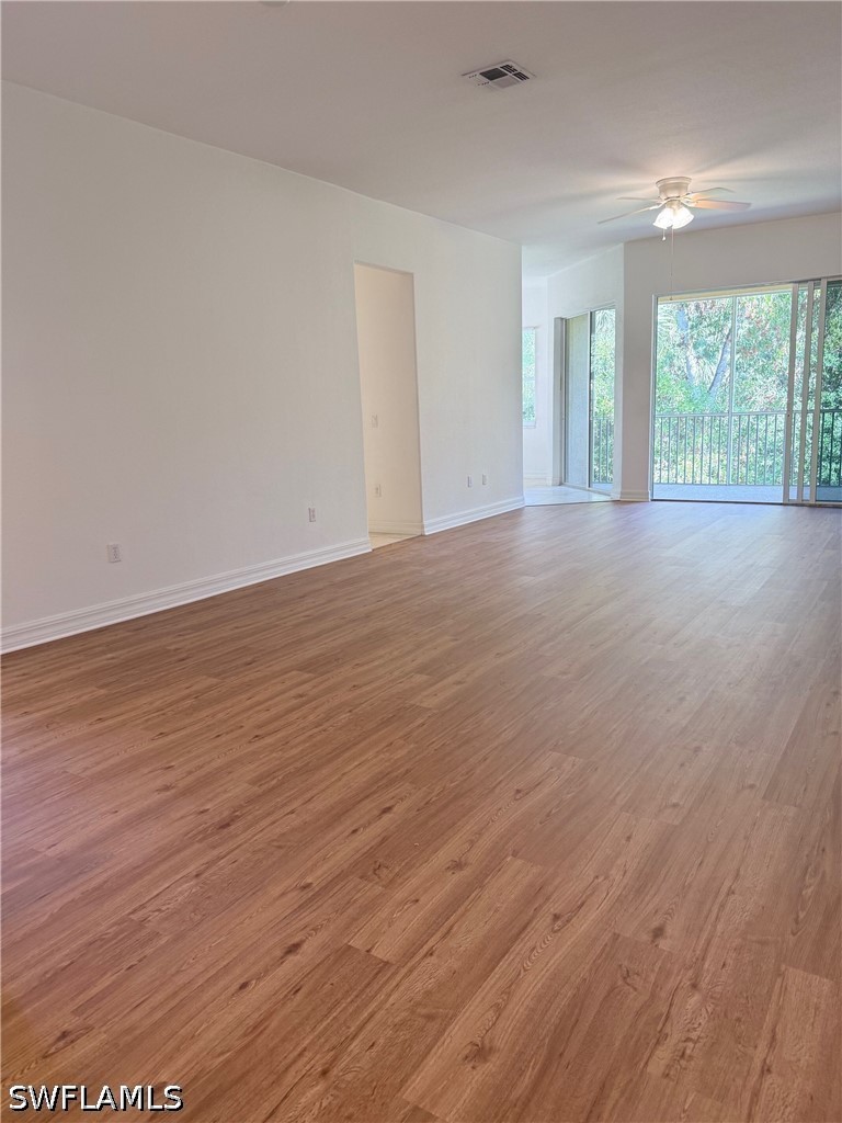 6010 Jonathans Bay Cir 102 Property Photo 4