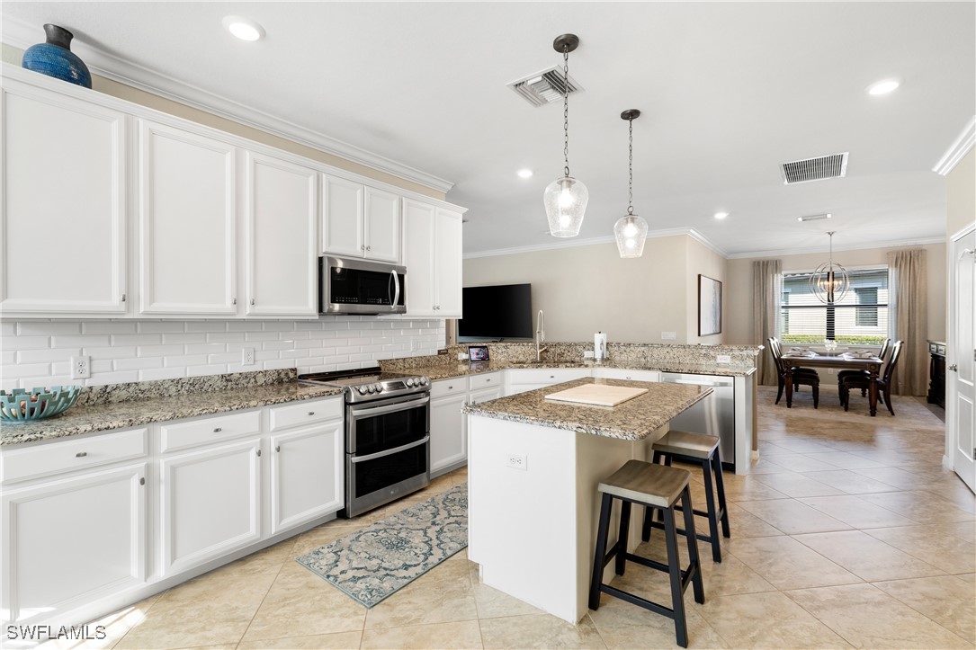 4698 Abaca Cir Property Photo 6