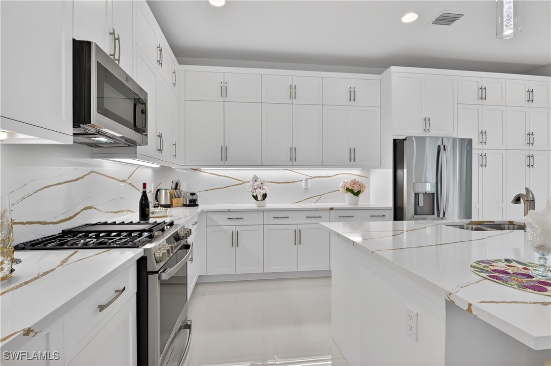 20908 Thistle Leaf Ln Property Photo 14